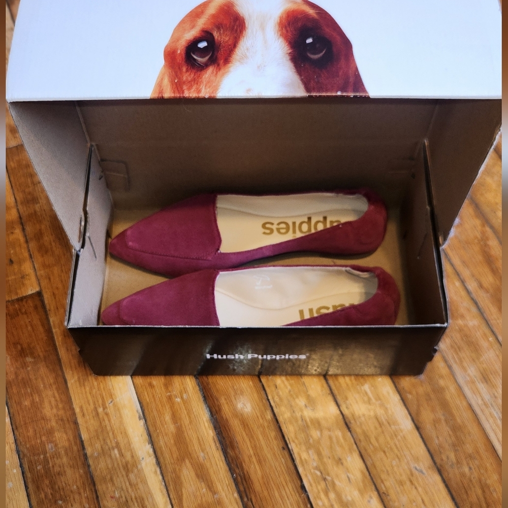 Hush Puppies Women's Burgundy Flats